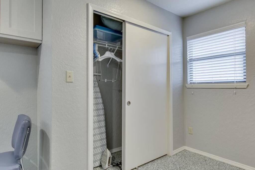 Near To Ouhsc Hospitals-Garage Studio Oklahoma City Exterior foto